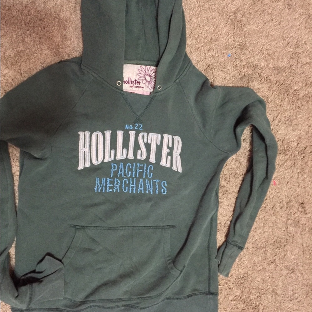 Hollister hoodie GREAT CONDITION